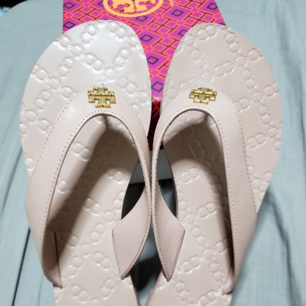 Tory burch sandals
